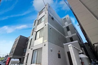 ラージヒル菊水【1階】の外観