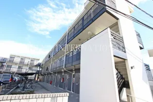 埼玉県越谷市大字南荻島【マンション】の外観