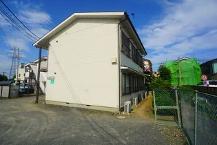 第2コーポ山路の外観