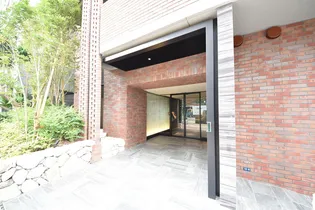 アプリーレ神戸元町【4階】の外観