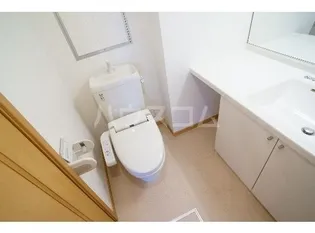 エテルノ フィオーレ 1番館【2階】の内装