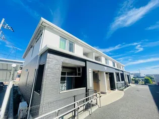 神奈川県秦野市三屋【アパート】の外観