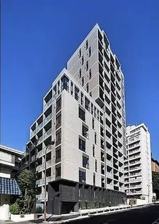 東京都港区六本木5【マンション】の外観