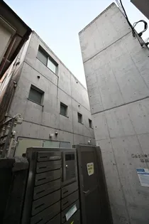 東京都豊島区西巣鴨4【マンション】の外観