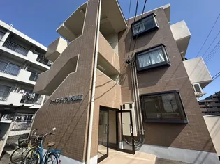 アーバンライフ新河原町【1階】の外観