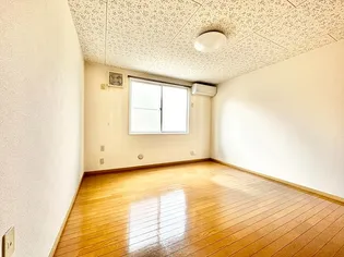 コーポマリア【1階】の居間