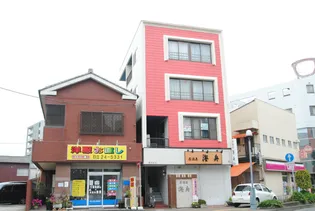 松川ビル【3階】の外観