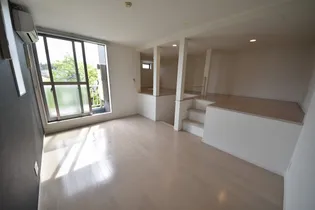 CB東宮原ハイト【2階】の居間