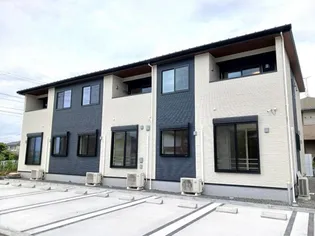 愛知県北名古屋市野崎城屋敷【アパート】の外観