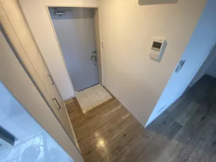 EXIA大工【2階】の玄関