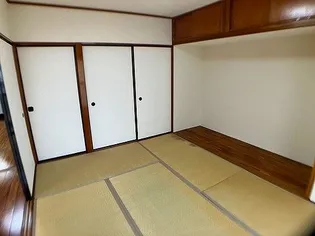 ライオンズマンション泊第6【3階】の内装