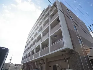 埼玉県八潮市大字南川崎【マンション】の外観