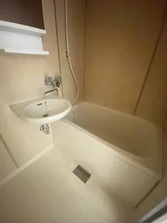 東京都江戸川区本一色2【アパート】の外観