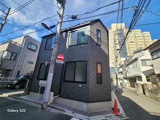 アーバンプレイス新宿若松町【1階】の外観