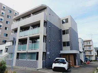 アウローラ【4階】の外観