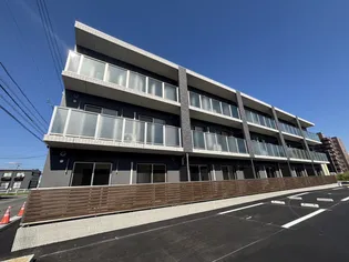 リーフ長津良【2階】の外観