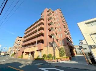 GROOVE西三国【3階】の外観