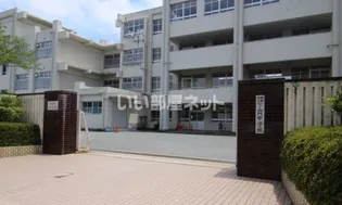 ルミエール石丸【3階】の周辺