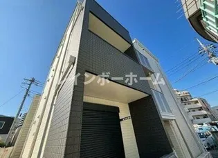 AKrystal【2階】の外観