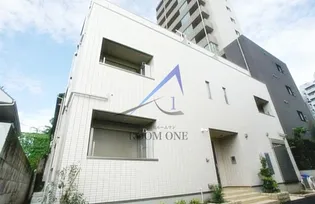 エミル新宿【2階】の外観