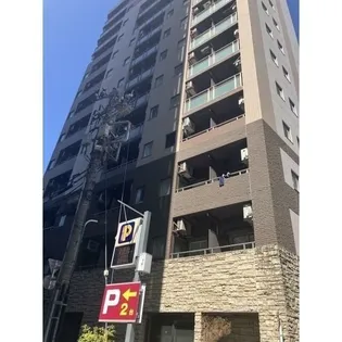 東京都港区六本木2【マンション】の外観