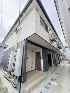 ドゥ・アネッサVIIIA棟【1階】の外観