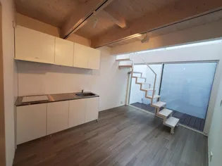 アートテラス中倉の居間