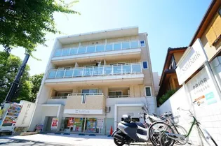 プリオーレ衣笠【1階】の外観