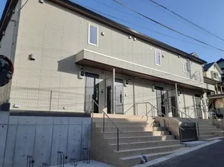 オスト六浦【1階】の外観