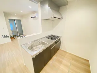 ウルバーノIII【1階】のキッチン