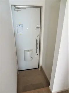 Amour Foret(アムールフォレ)【2階】の玄関