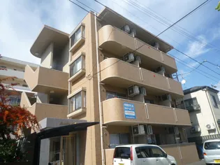 リュエル八幡【1階】の外観