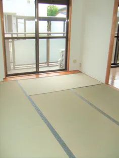 ルシアンコートおいの森【1階】の内装