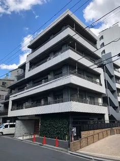 西麻布ホームズ【4階】の外観