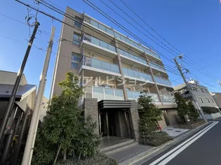 ザ・パークハビオ三軒茶屋テラス【1階】の外観