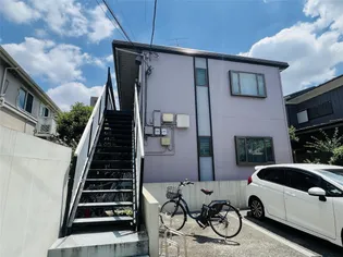 愛隣ハイツ【1階】の外観
