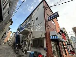 東京都江戸川区西小岩4【マンション】の外観