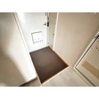 NOVA ERA【1階】の玄関