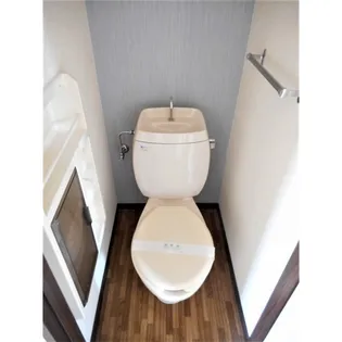 ファミールMYK(エム・ワイ・ケイ)【1階】の内装