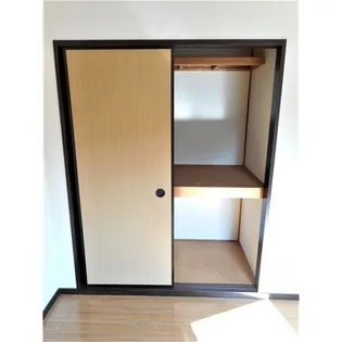 ファミールMYK(エム・ワイ・ケイ)【1階】の内装