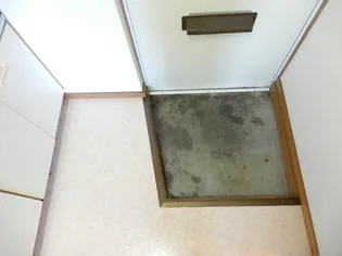 コーポSUN【2階】の玄関