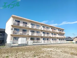 ハイツ泊【3階】の外観