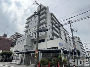 グランピア中央【4階】の外観