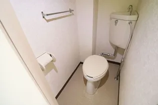 セレクションKUKI【2階】の内装