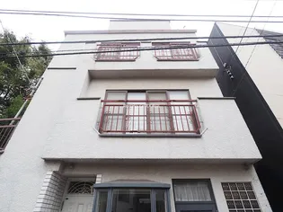 東京都中野区南台3【マンション】の外観
