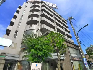 メゾン エス ユ-【6階】の外観