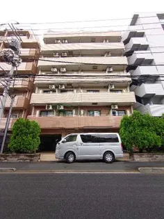 東京都文京区白山2【マンション】の外観