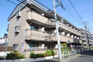 グランドマンション【3階】の外観