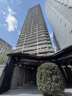 ローレルタワー堺筋本町【22階】の外観