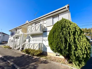 ヴィラシェリ―【1階】の外観